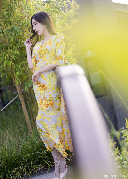 No.1043 期 90张+1P 曼妙身材别样动人，姿态婀娜妩媚，原图可.俬.我W